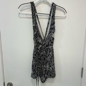 Free People Black and White Floral Romper Size 0